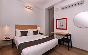 Super Townhouse 244 Munshipuliya